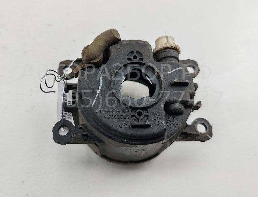 Фара противотуманная левая