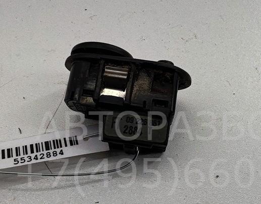 Кнопка регулировки зеркала