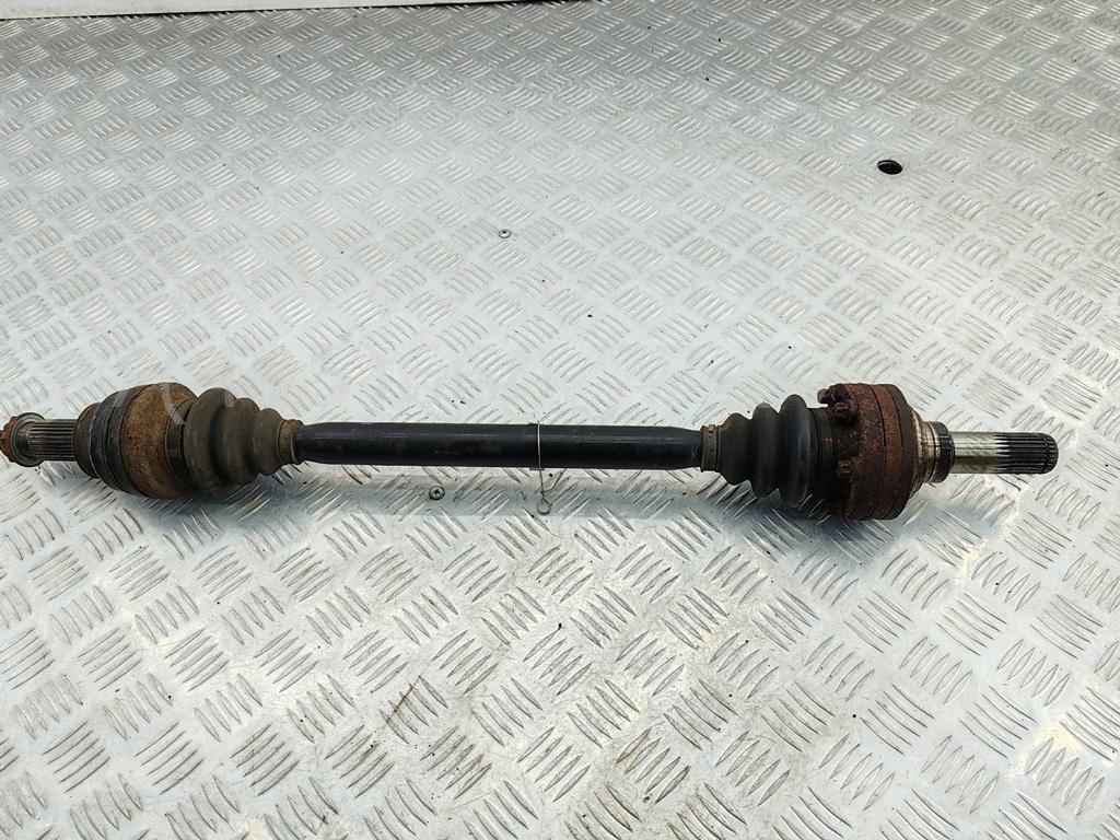 Полуось задняя