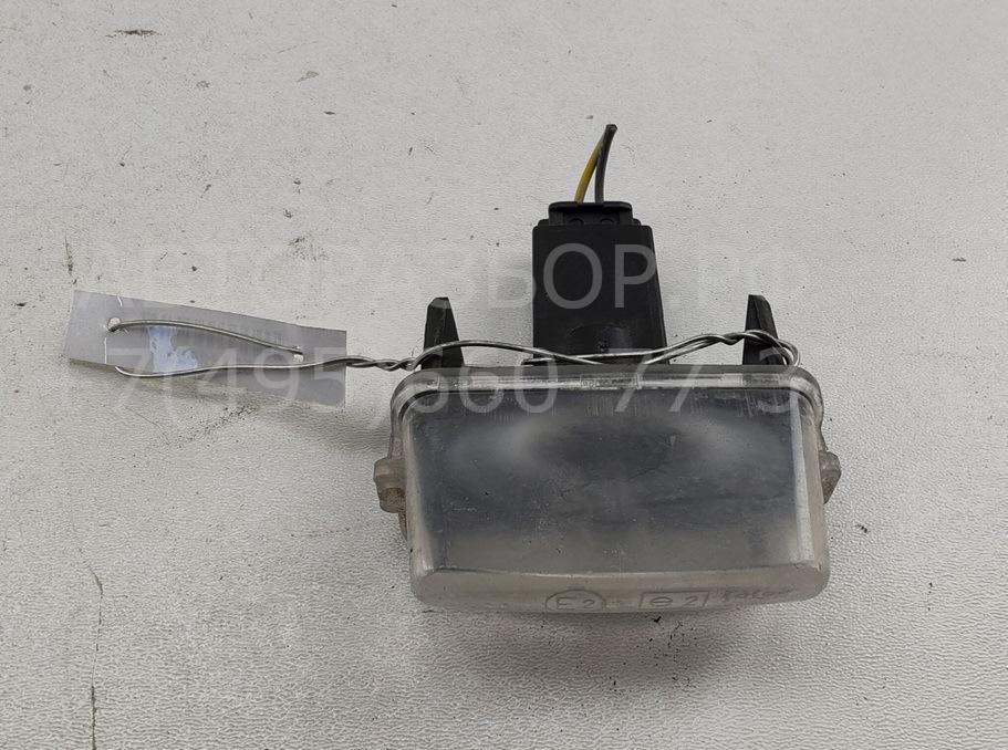 Фонарь подсветки номера