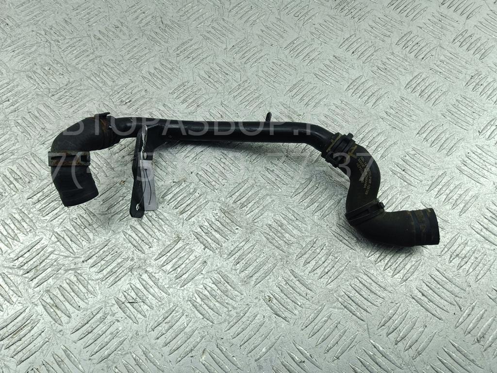 Трубка системы охлаждения