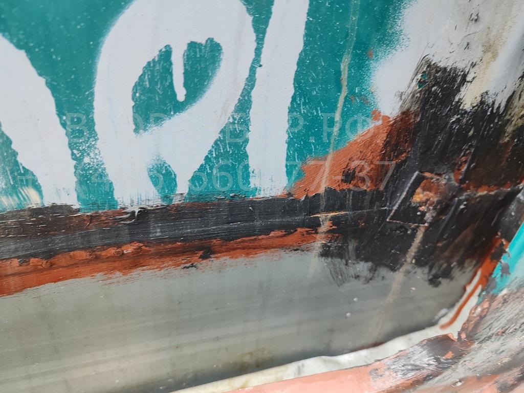 Дверь багажника правая