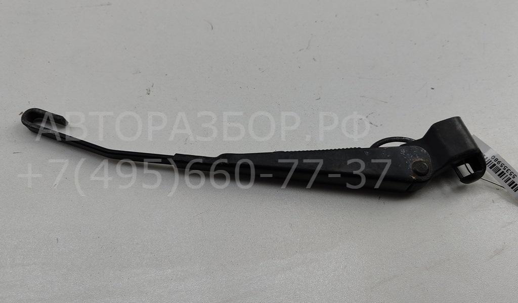 Поводок стеклоочистителя заднего