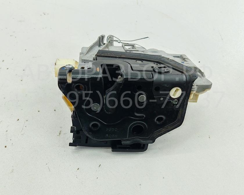 Замок двери задней правой