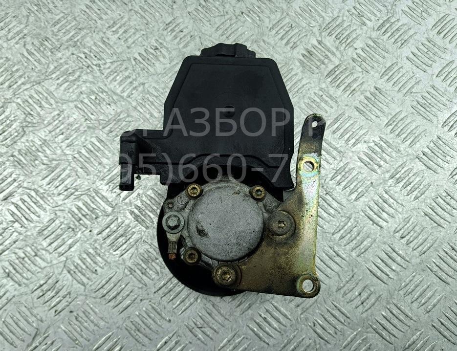 Насос ГУР (гидроусилитель руля)