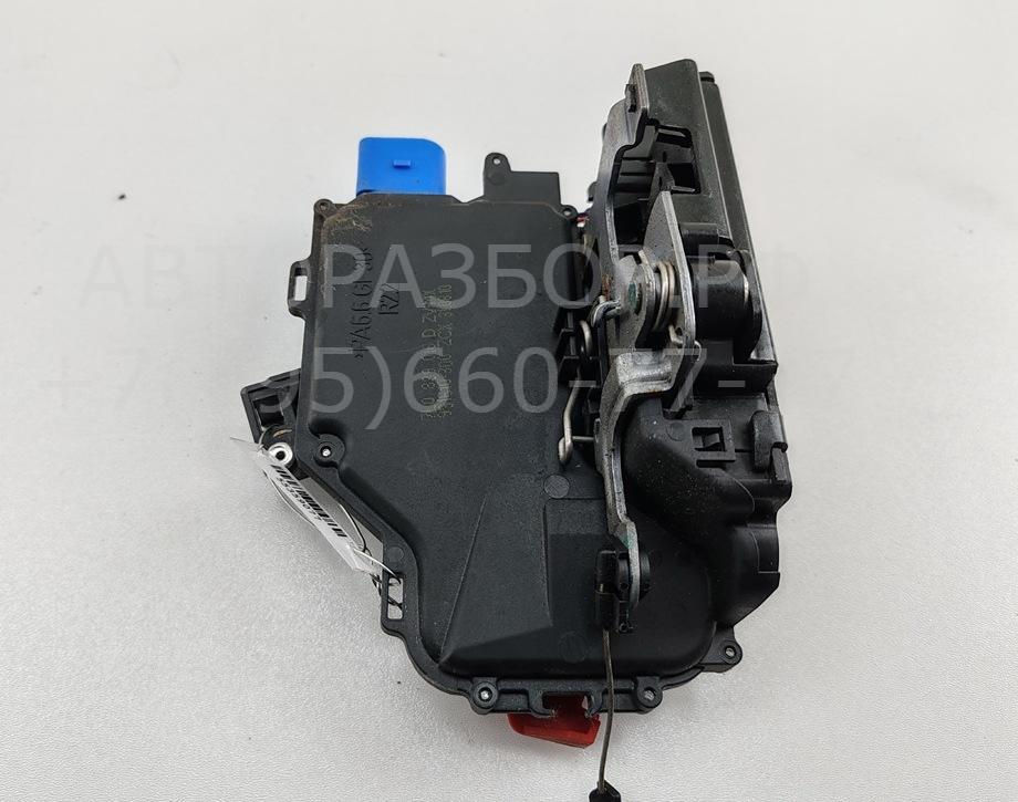 Замок двери задней правой