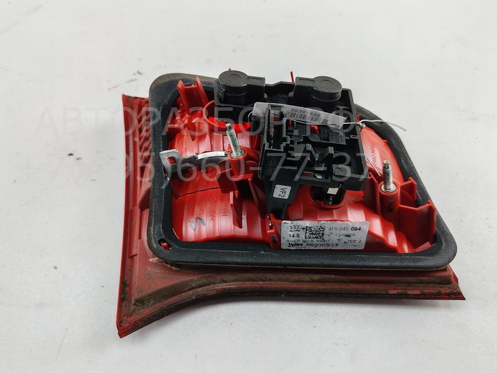 Фонарь задний внутренний правый