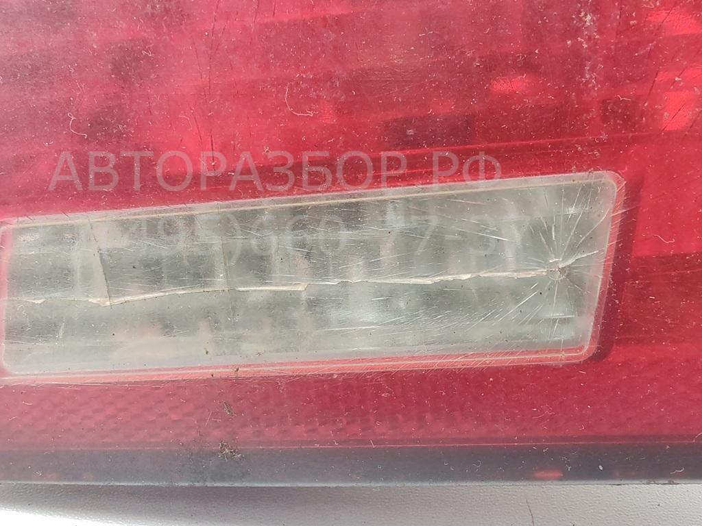Фонарь задний внутренний правый