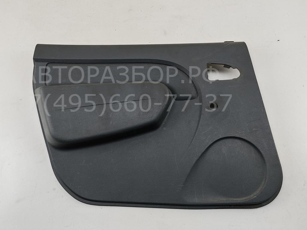 Обшивка двери задней левой