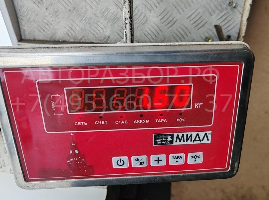 Обшивка двери передней правой