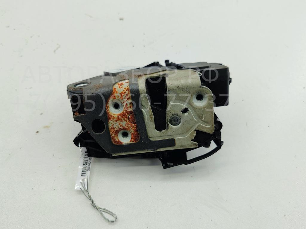 Замок двери задней левой