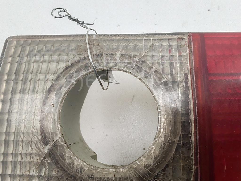 Фонарь задний внутренний правый