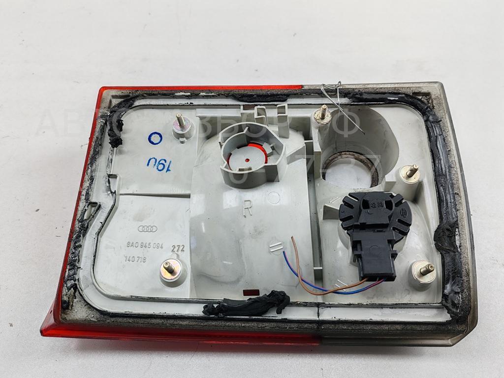 Фонарь задний внутренний правый