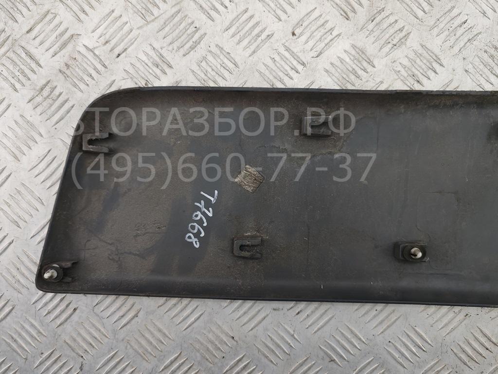 Молдинг заднего крыла правого