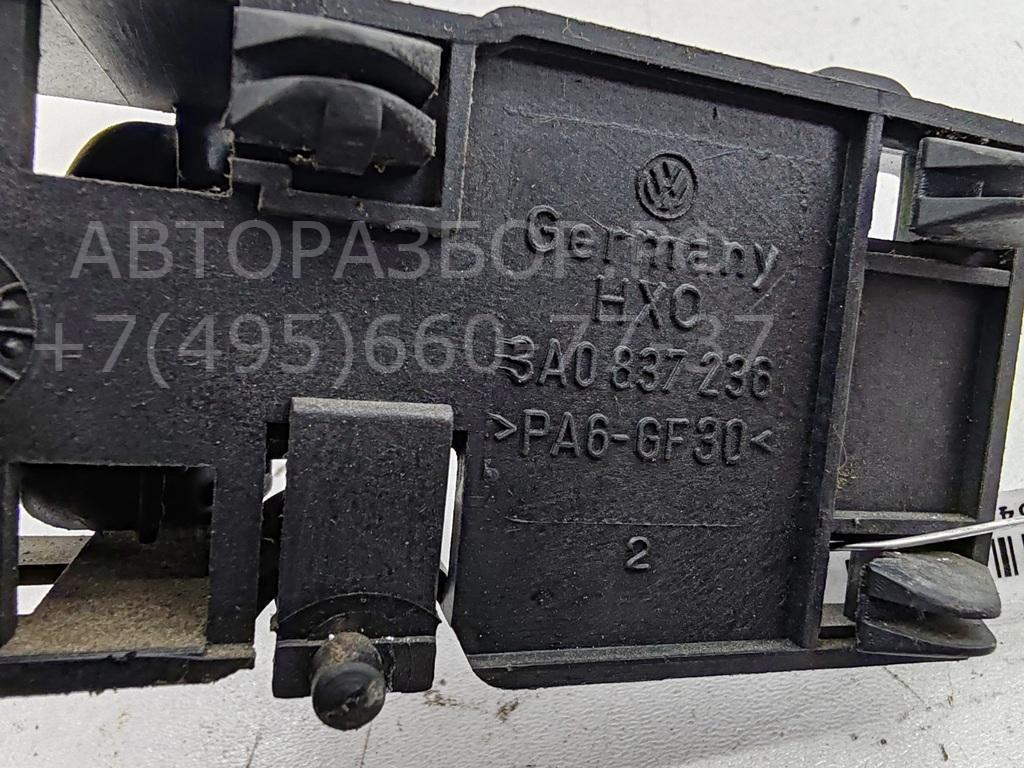 Ручка двери передней внутренняя правая