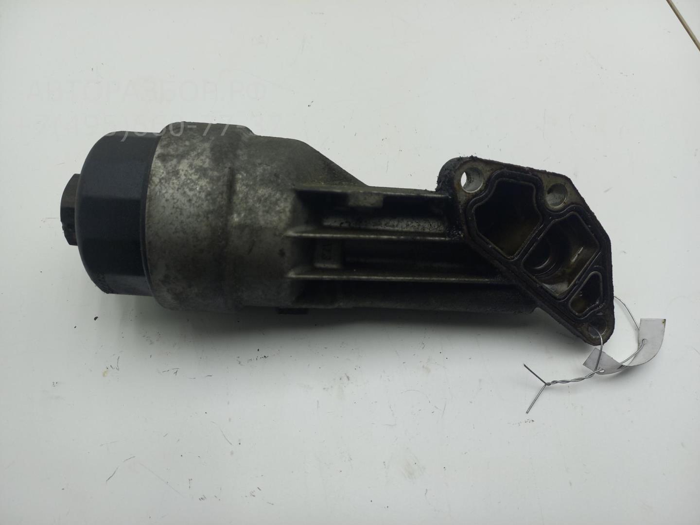 Крышка масляного фильтра