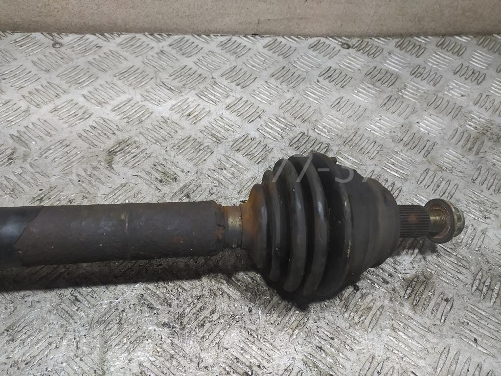 Полуось промежуточная (привод)