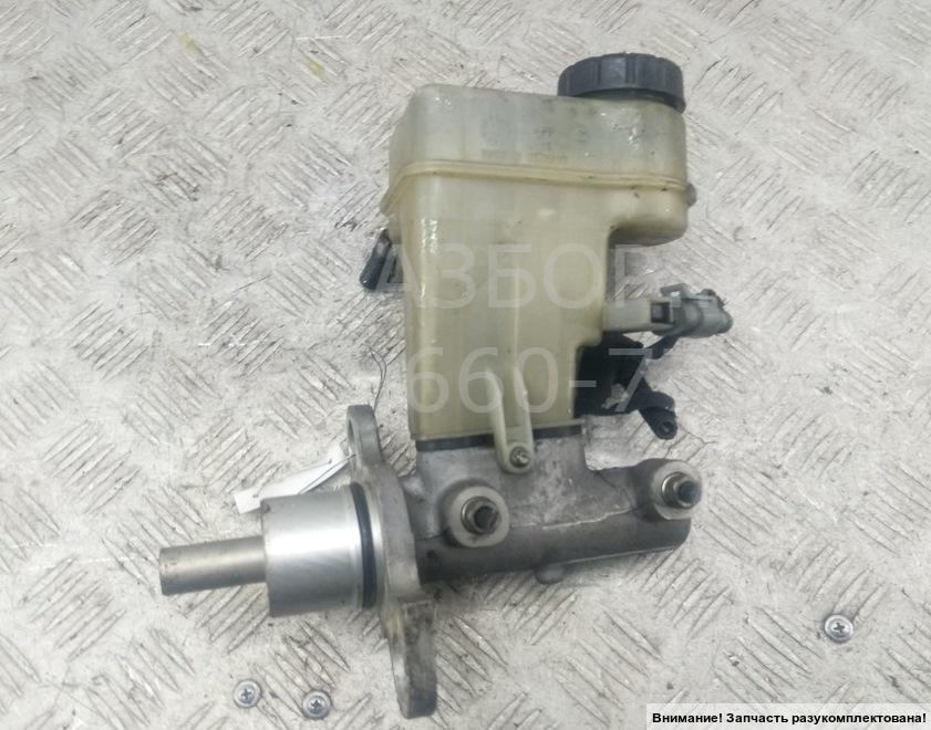 Бачок главного тормозного цилиндра