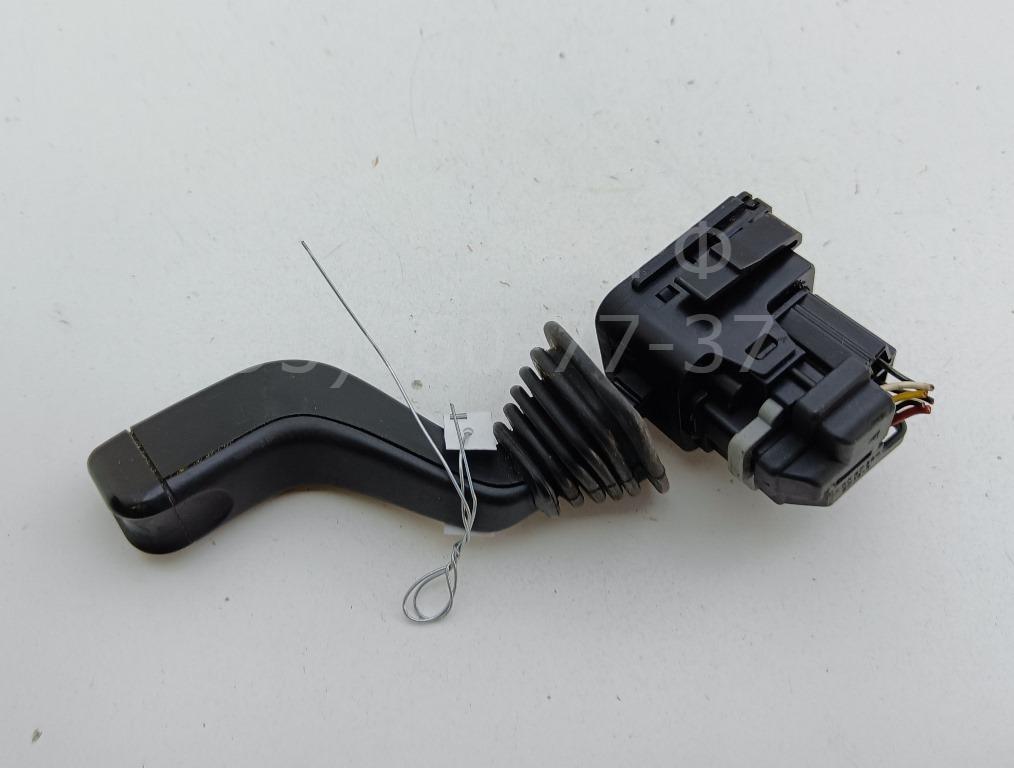 Ручка открывания капота