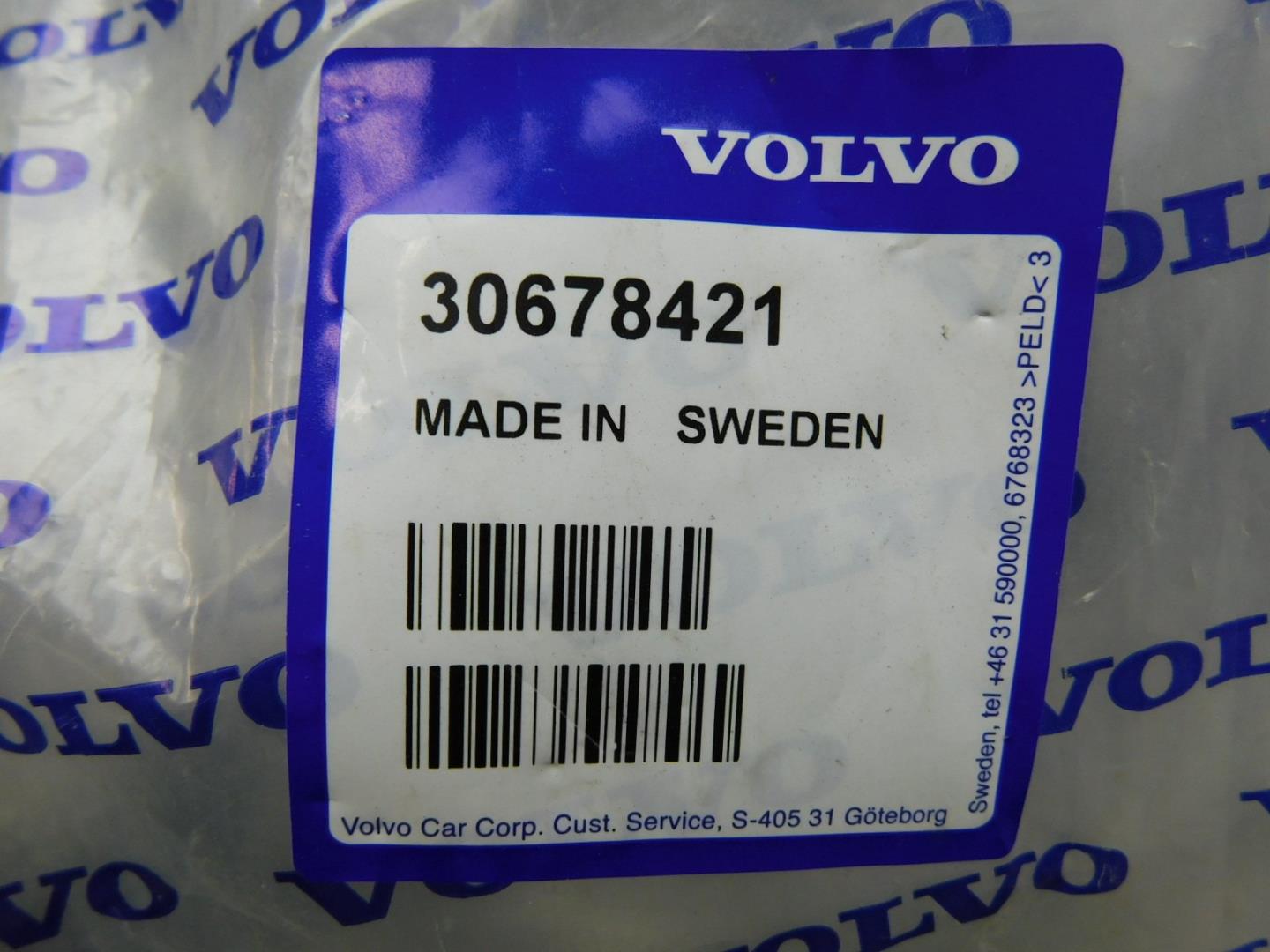 Решетка в бампер центральная