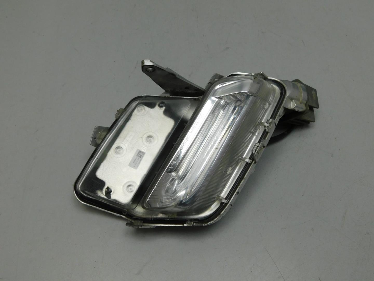 Габарит передний левый