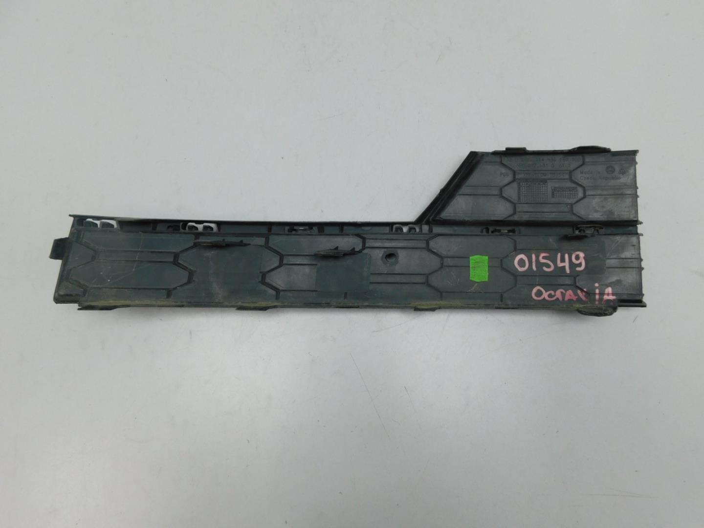 Решетка в бампер левая