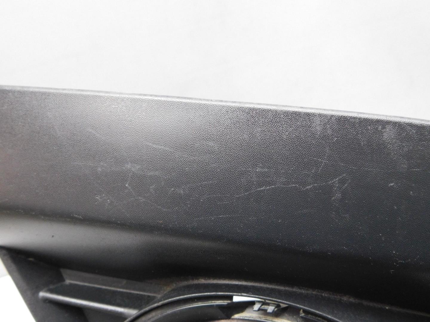 Решетка в бампер левая