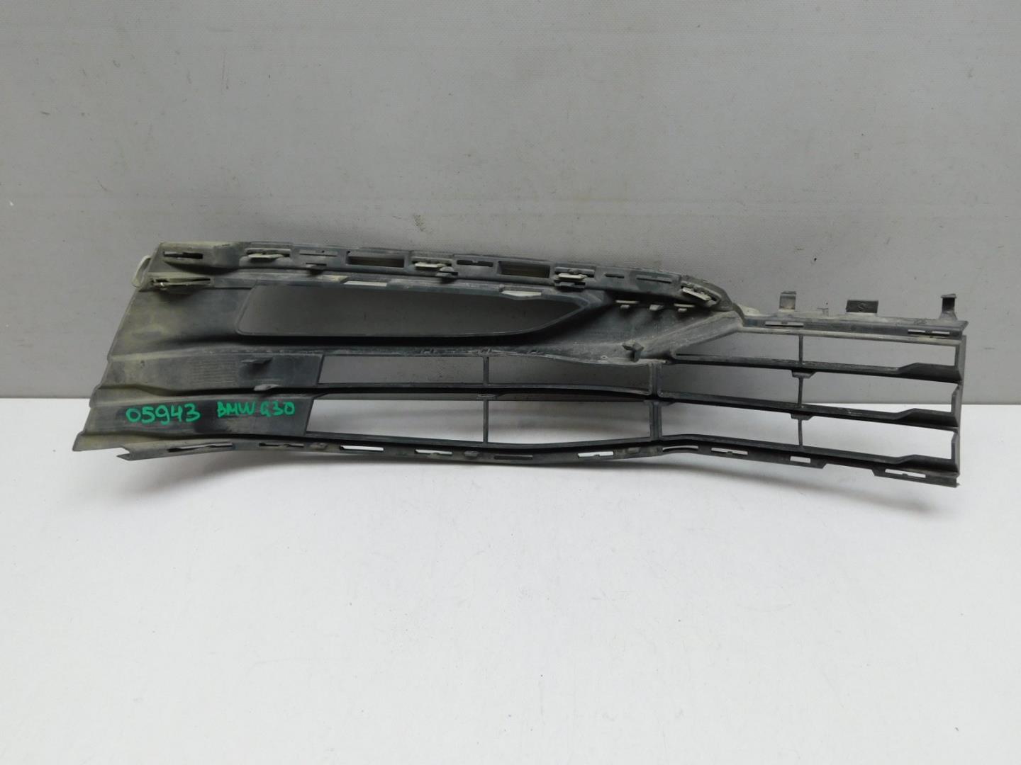 Решетка в бампер левая