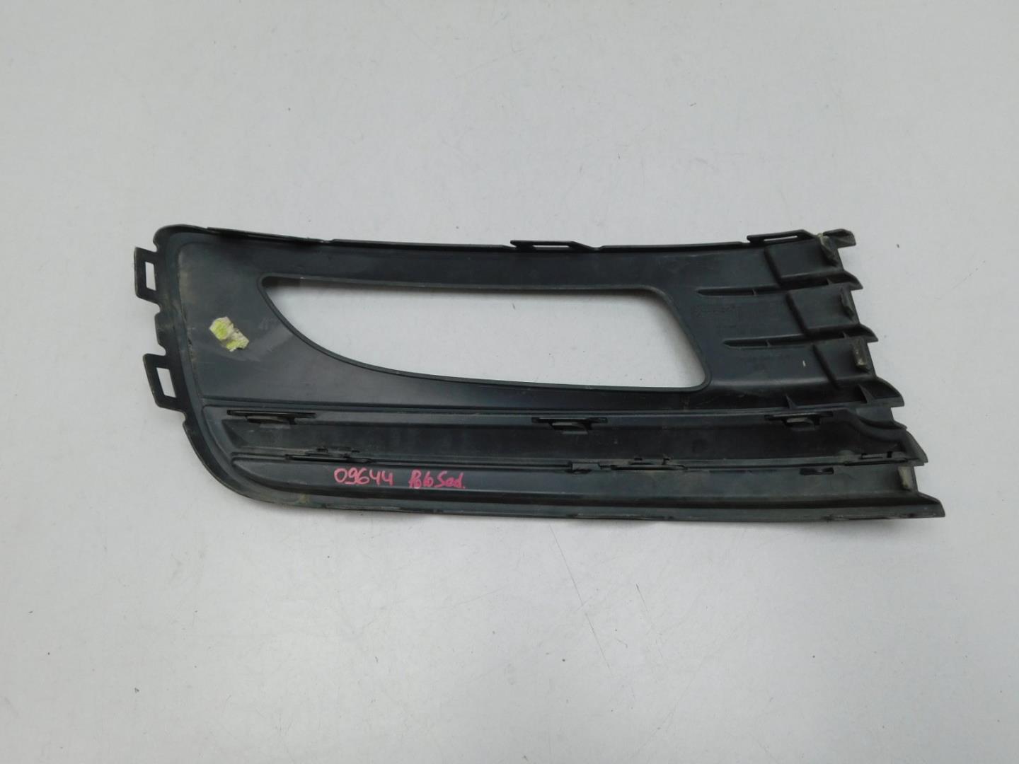 Решетка в бампер левая