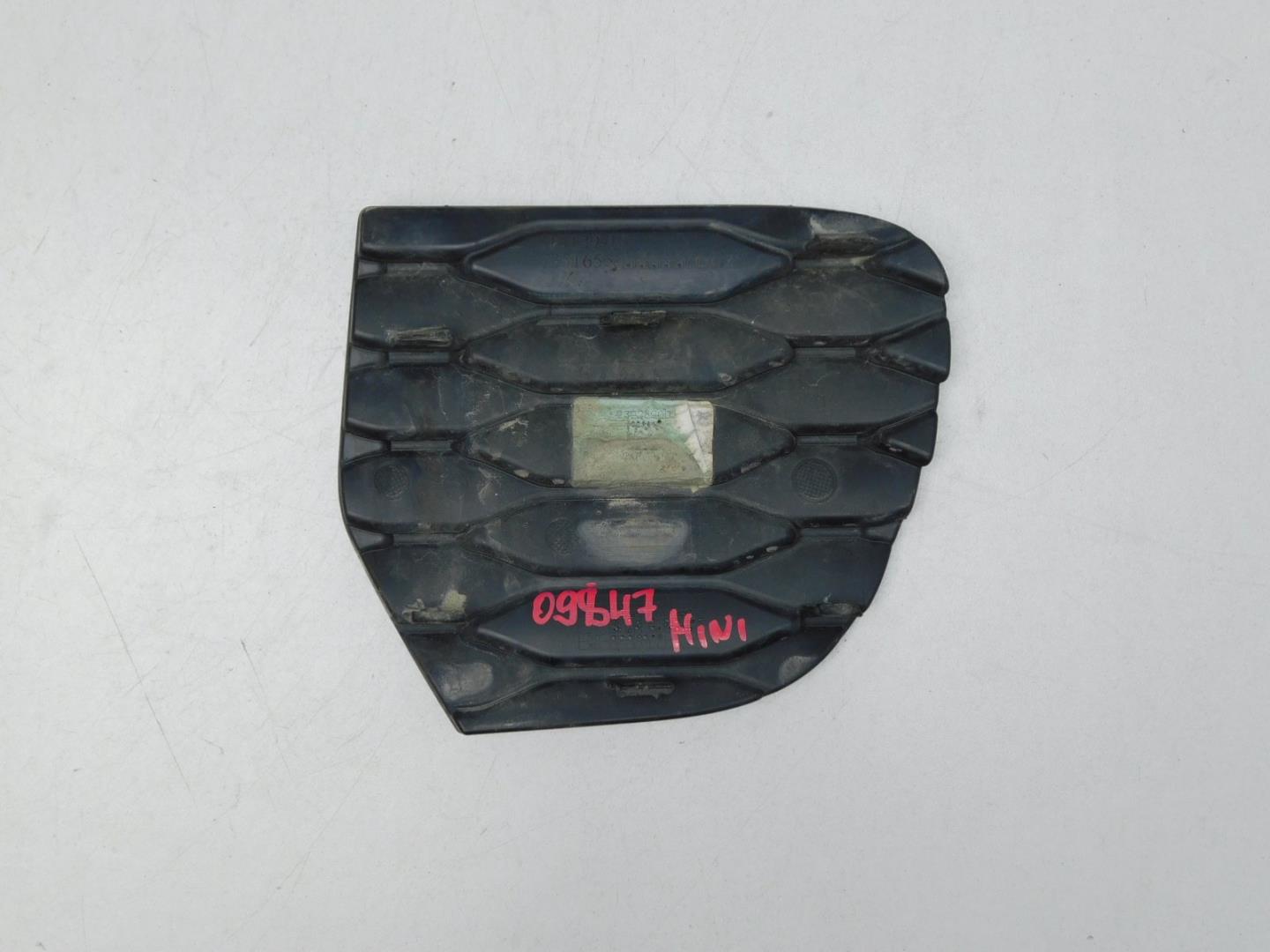 Решетка в бампер левая