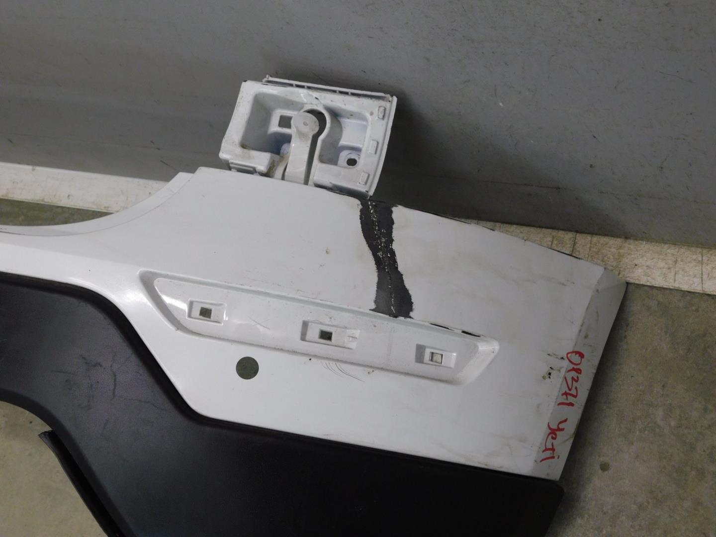 Бампер задний