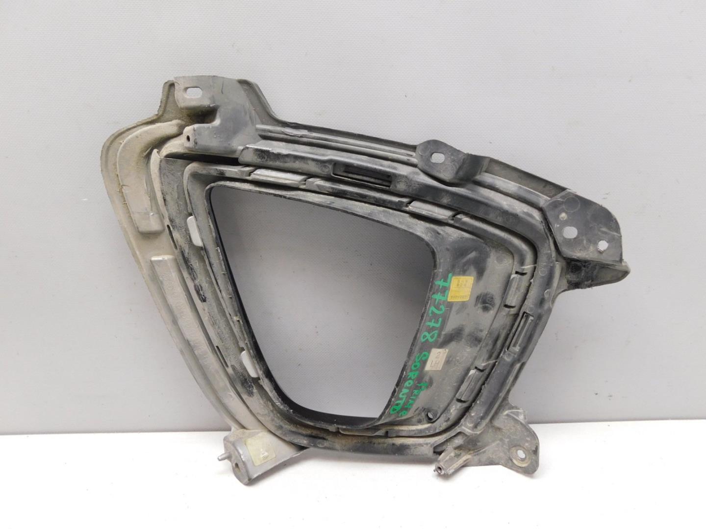 Решетка в бампер левая