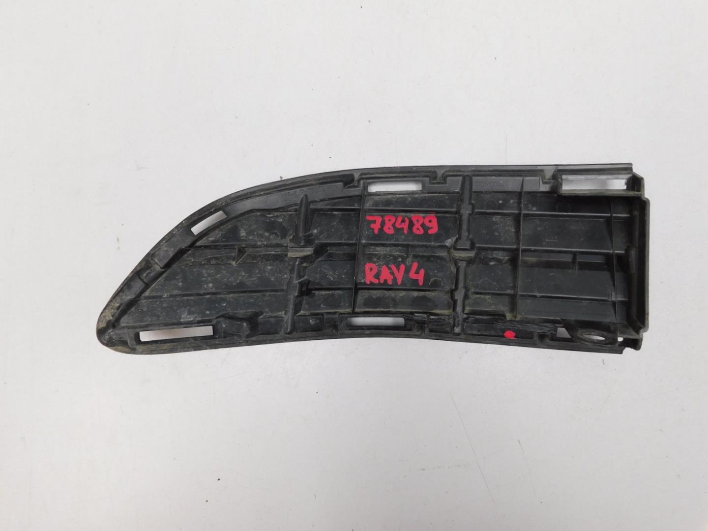 Решетка в бампер левая