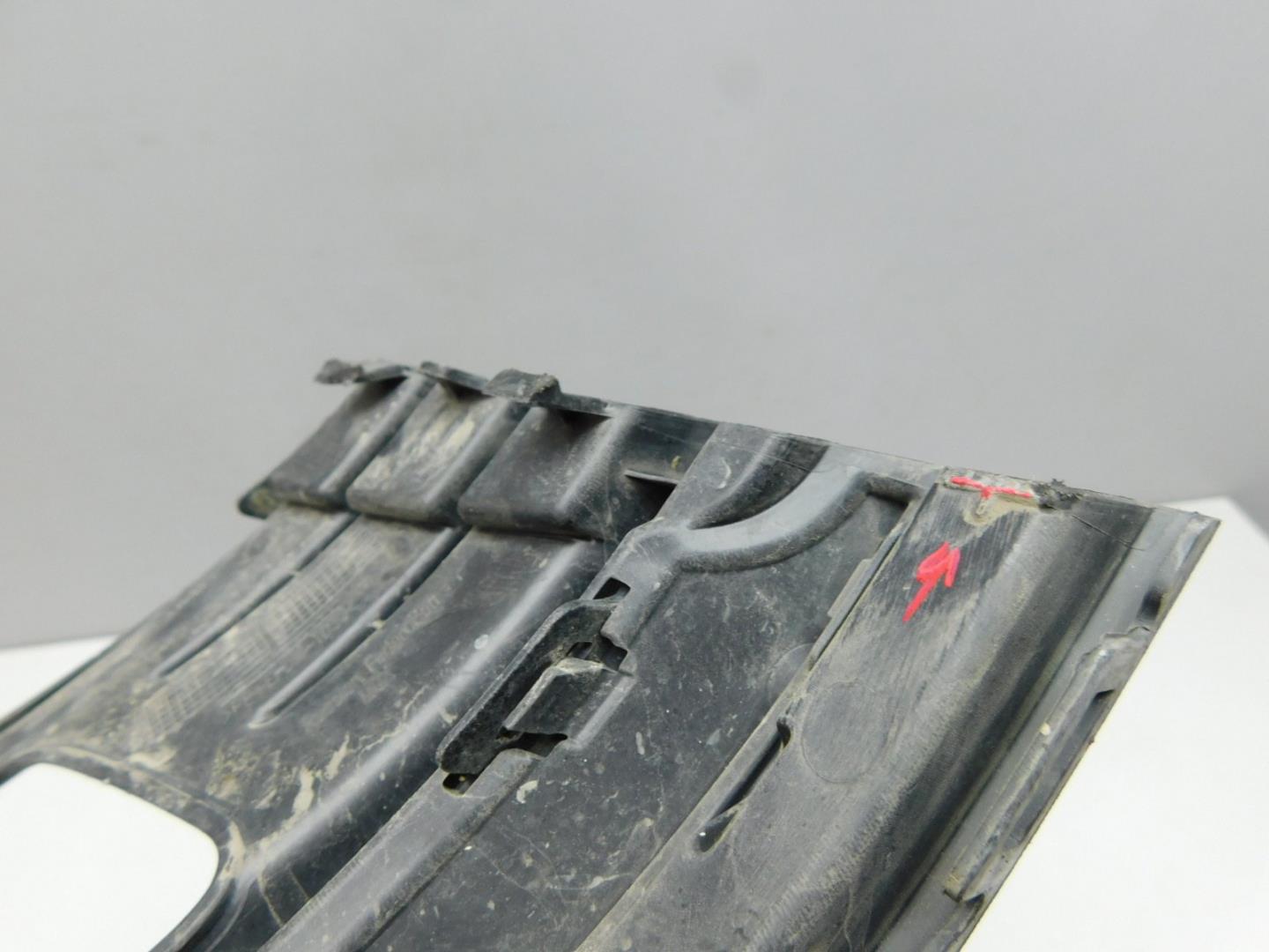 Решетка в бампер левая