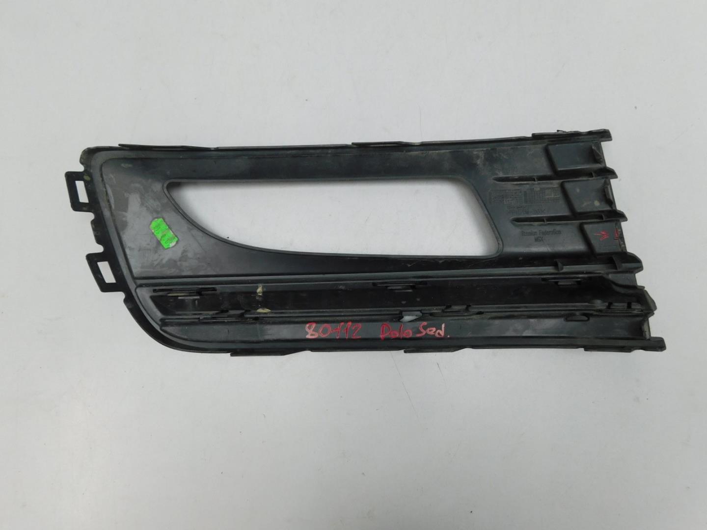 Решетка в бампер левая