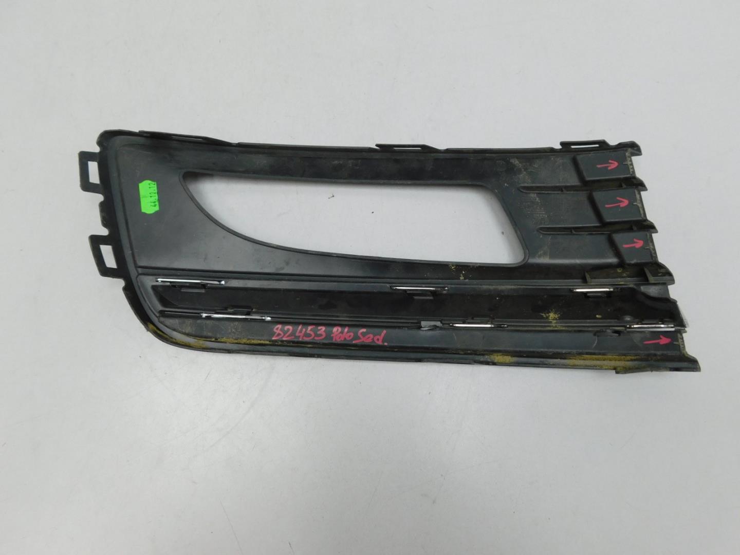 Решетка в бампер левая