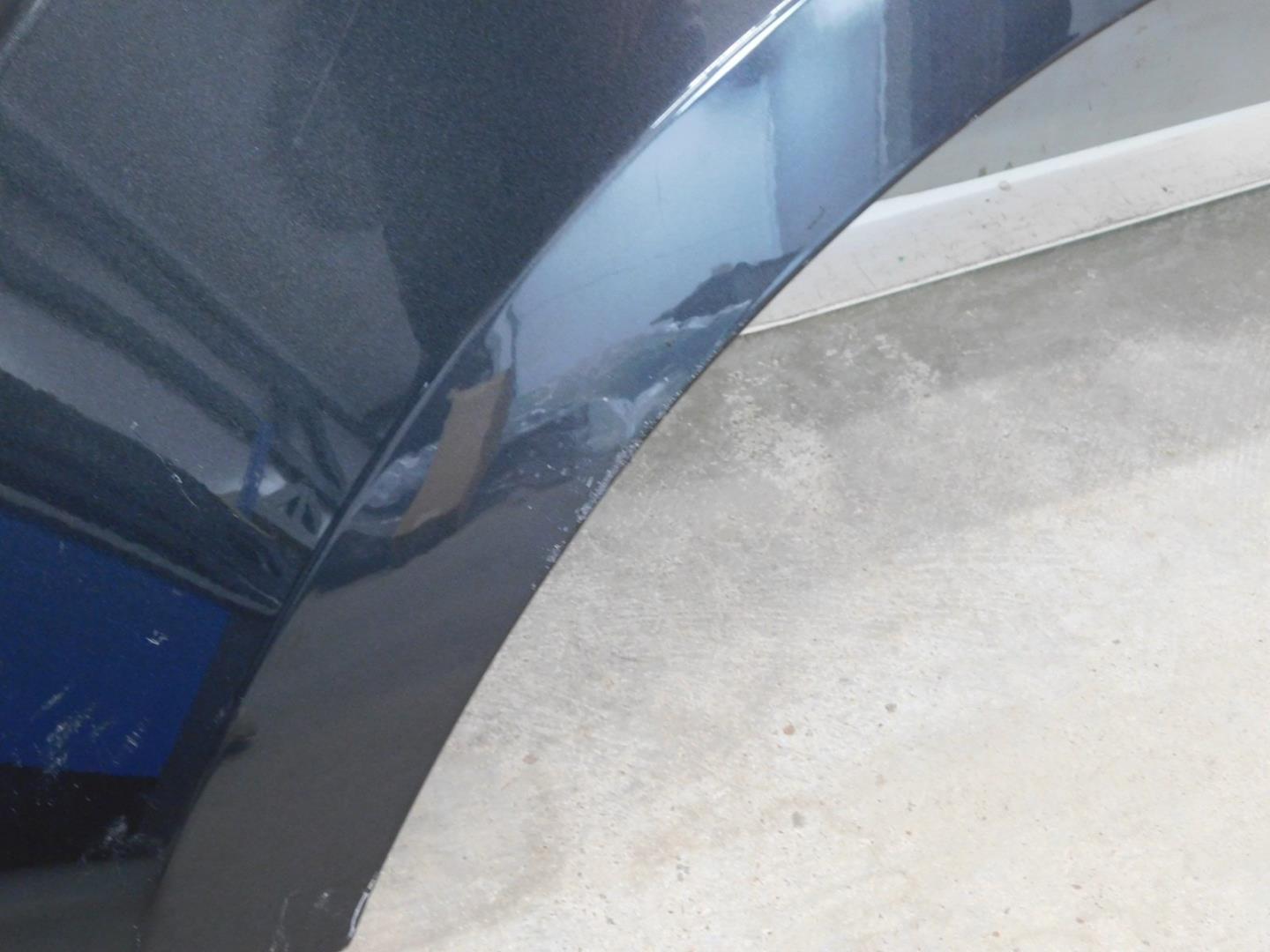 Крыло переднее левое