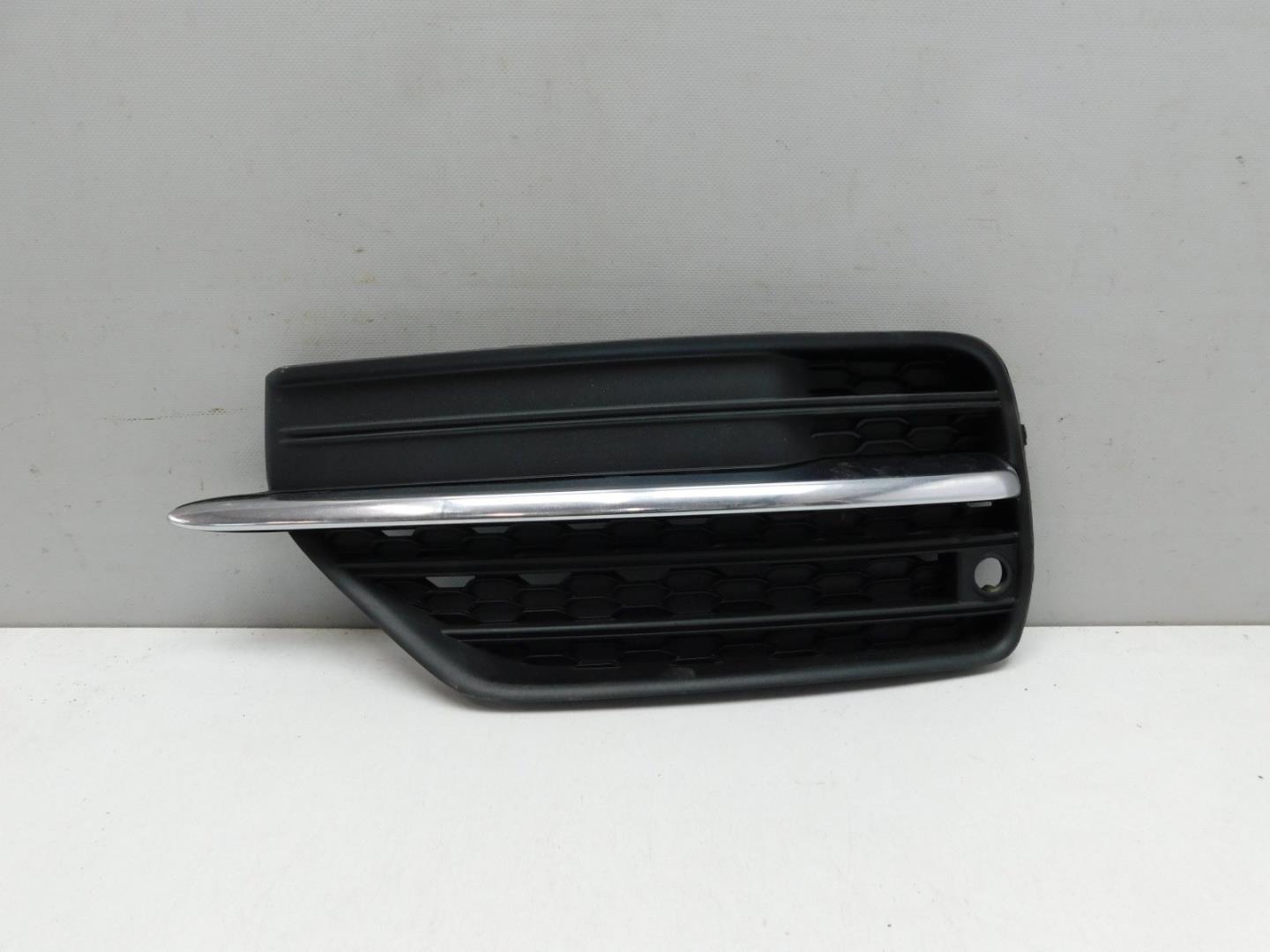 Решетка в бампер левая