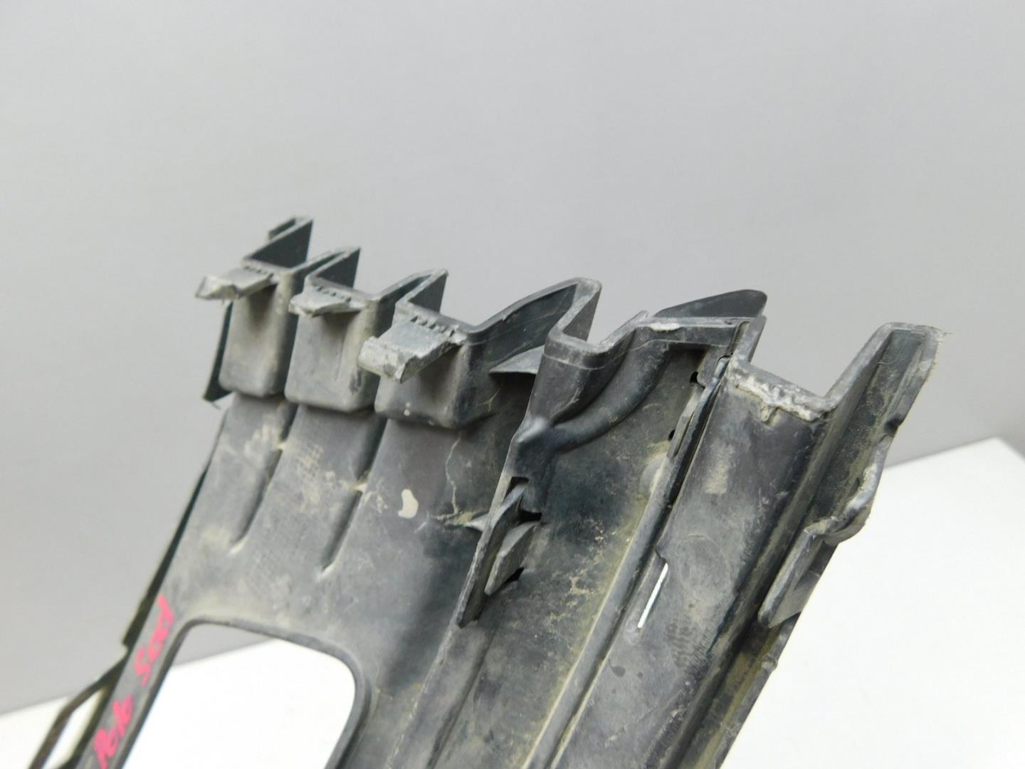 Решетка в бампер левая