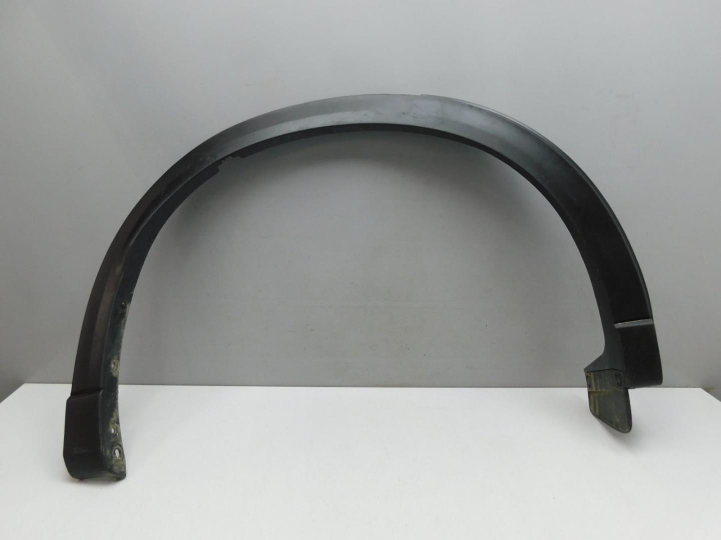 Накладка заднего крыла правого