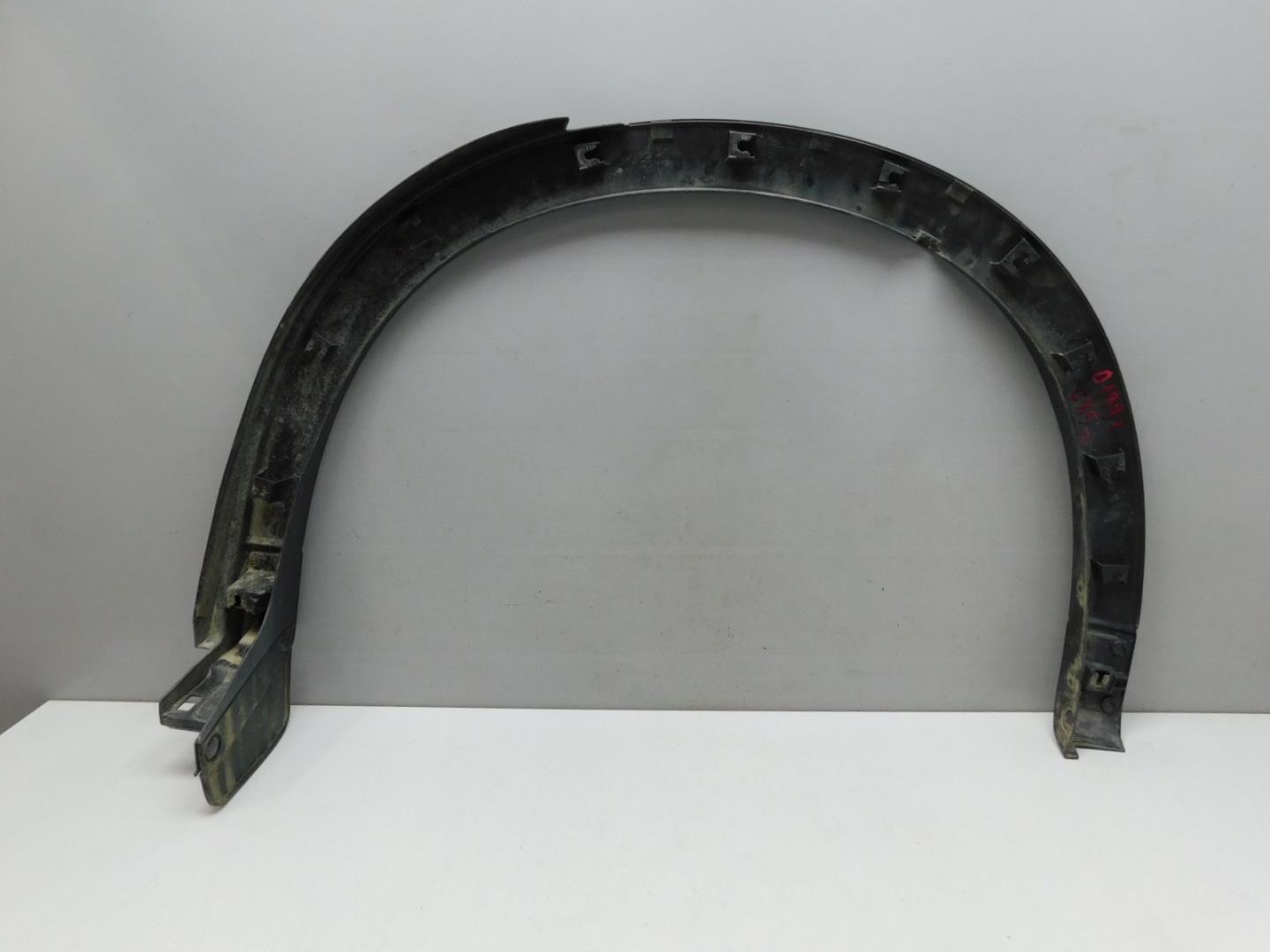 Накладка заднего крыла правого