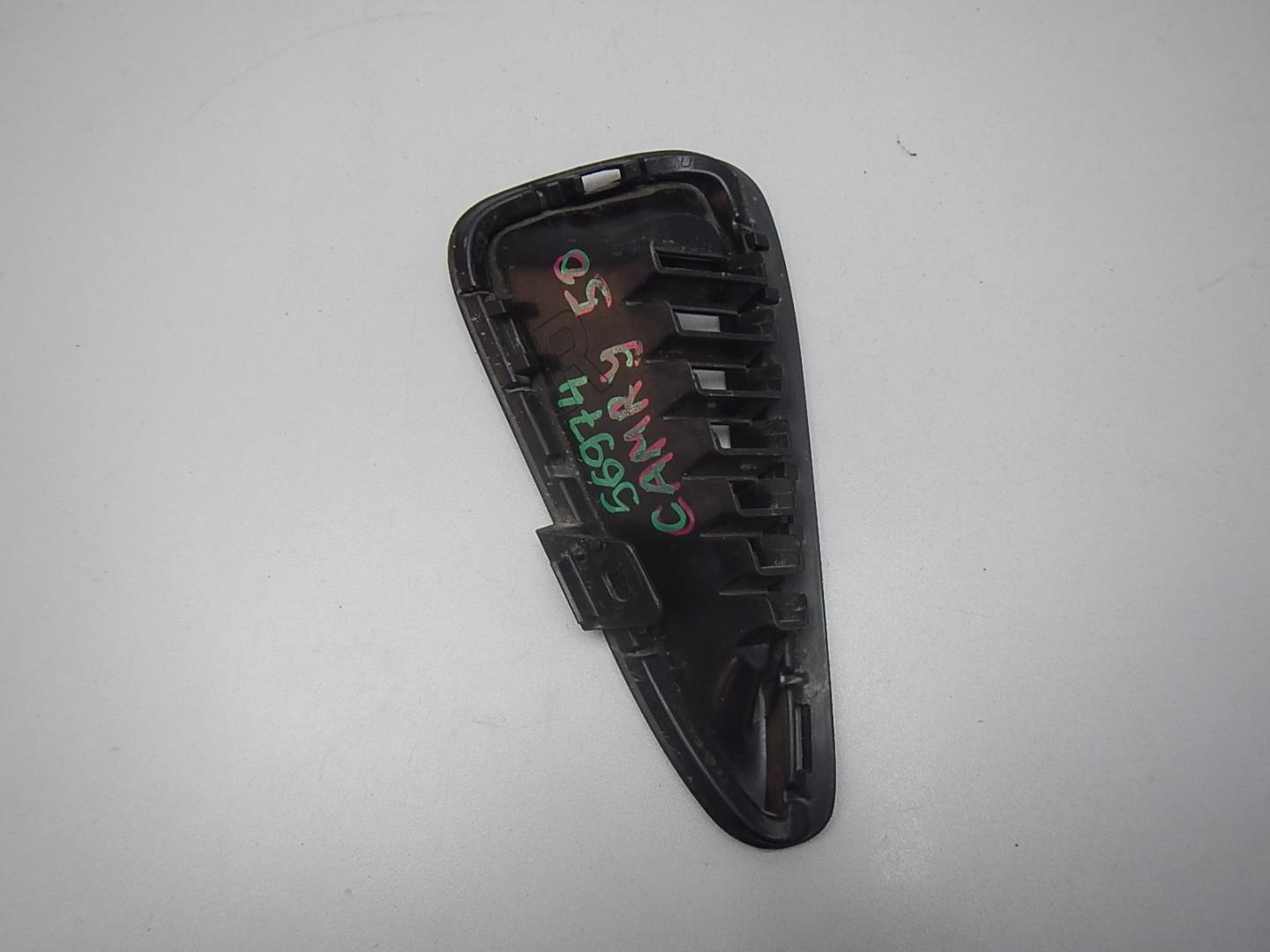 Решетка в бампер правая