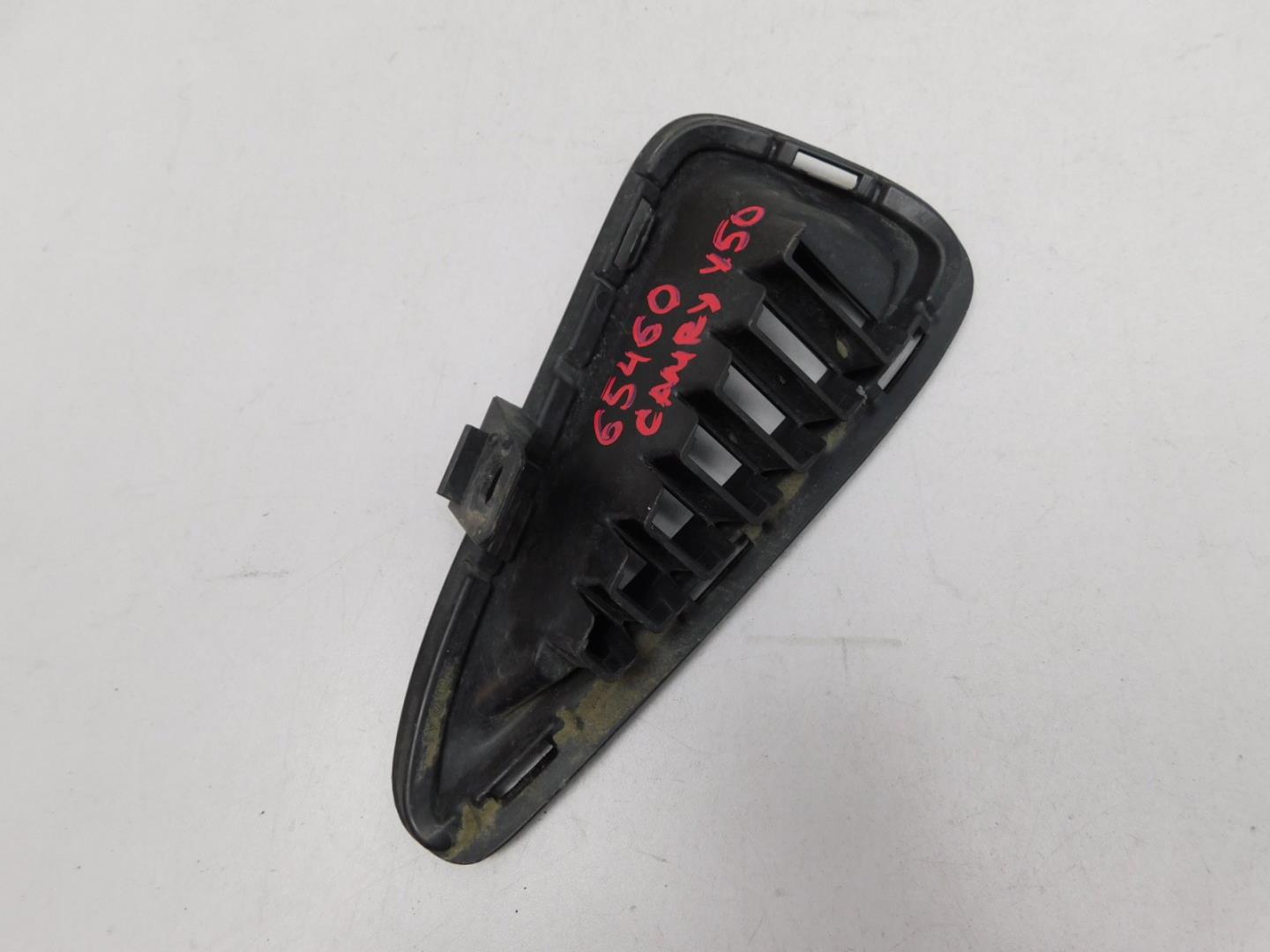 Решетка в бампер правая