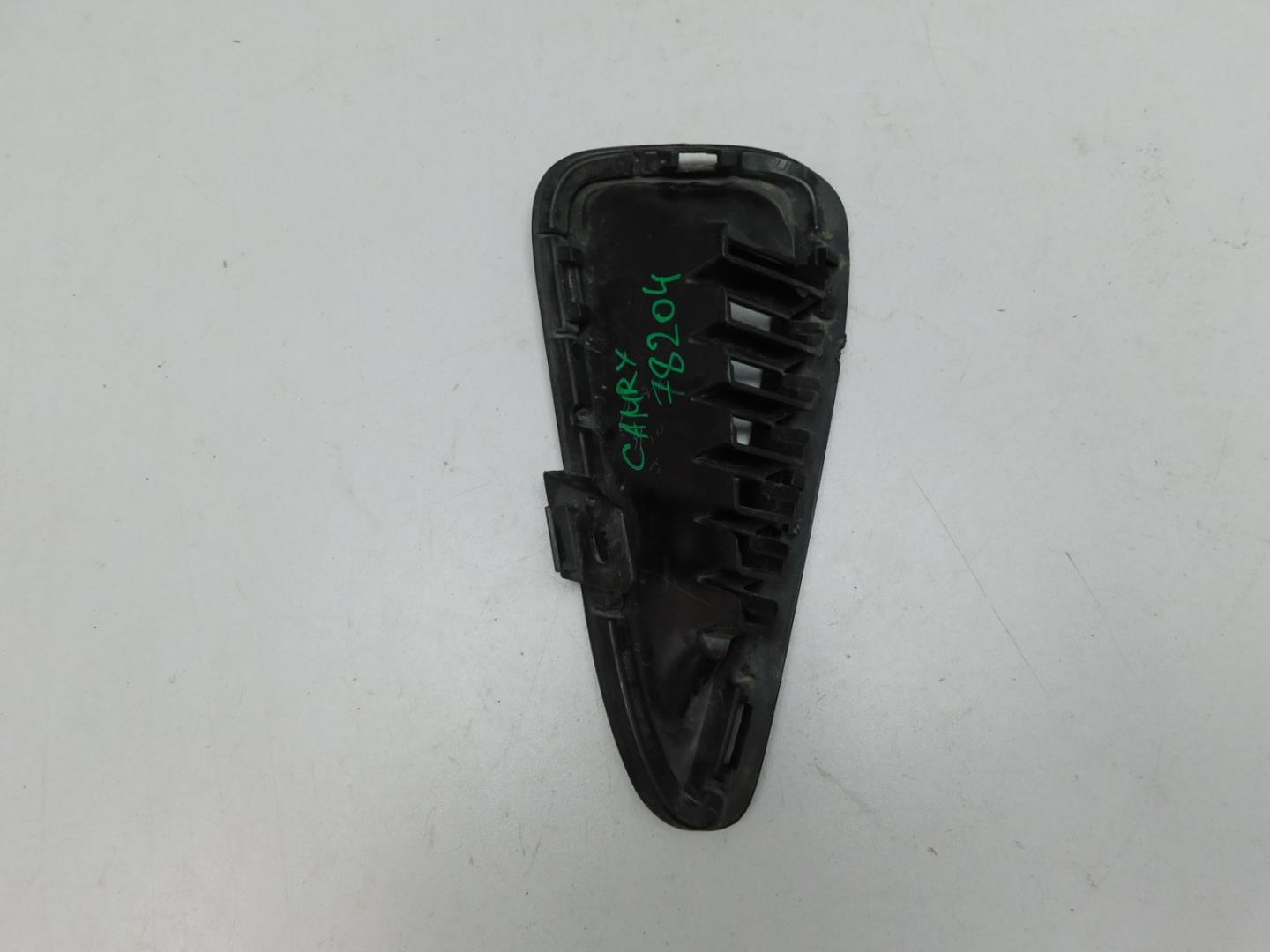 Решетка в бампер правая