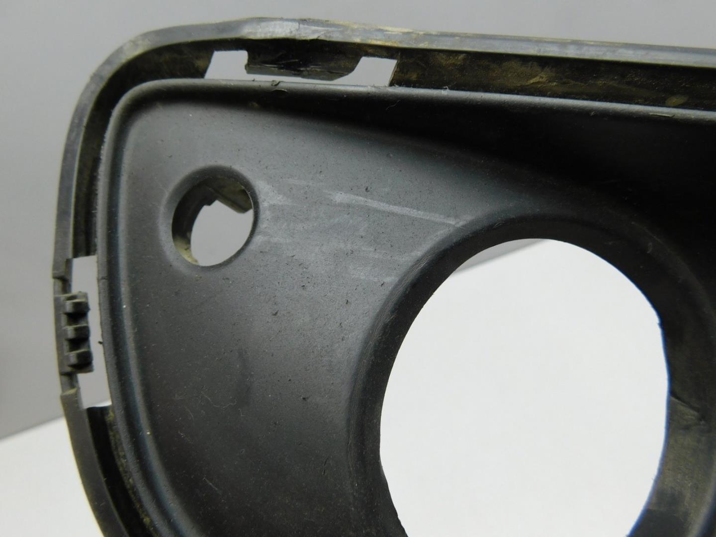 Решетка в бампер правая