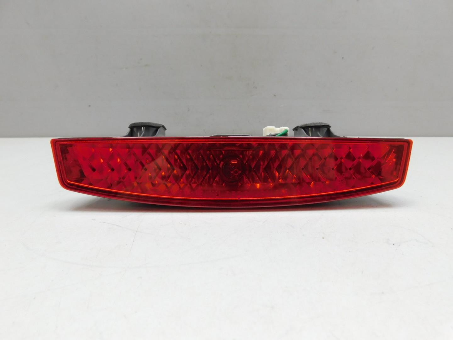 Фонарь задний (стоп сигнал)