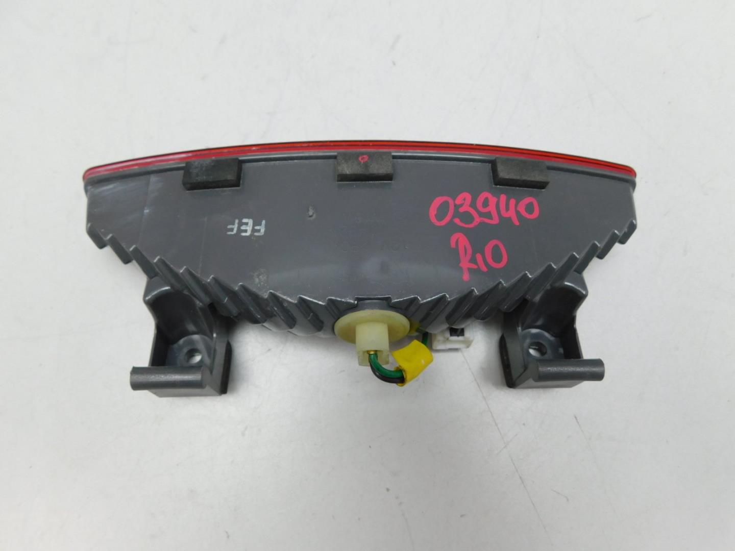 Фонарь задний (стоп сигнал)