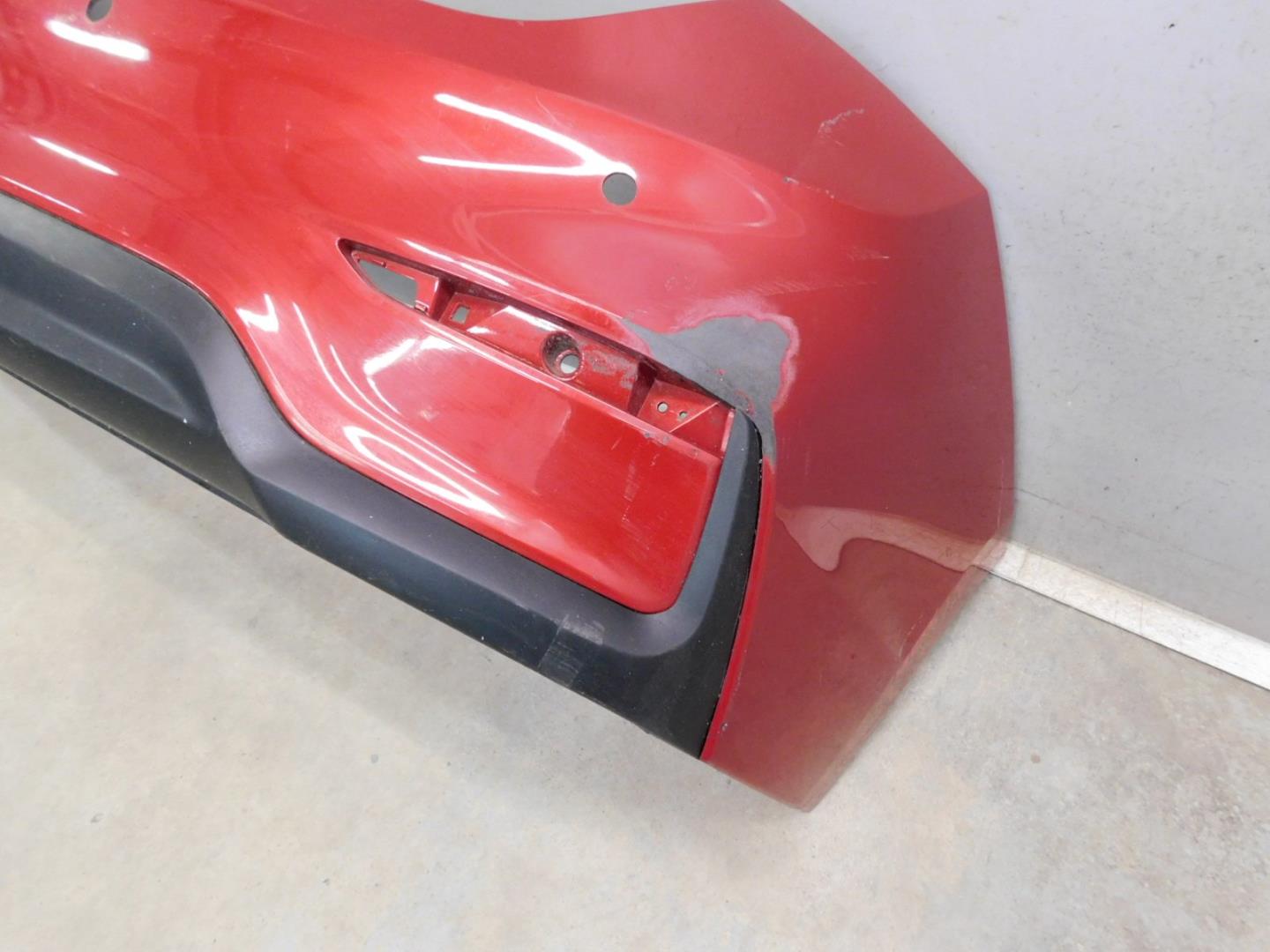 Бампер задний