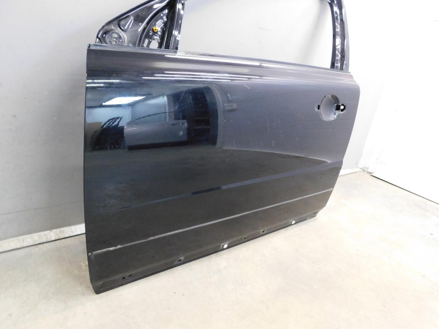 Дверь передняя левая
