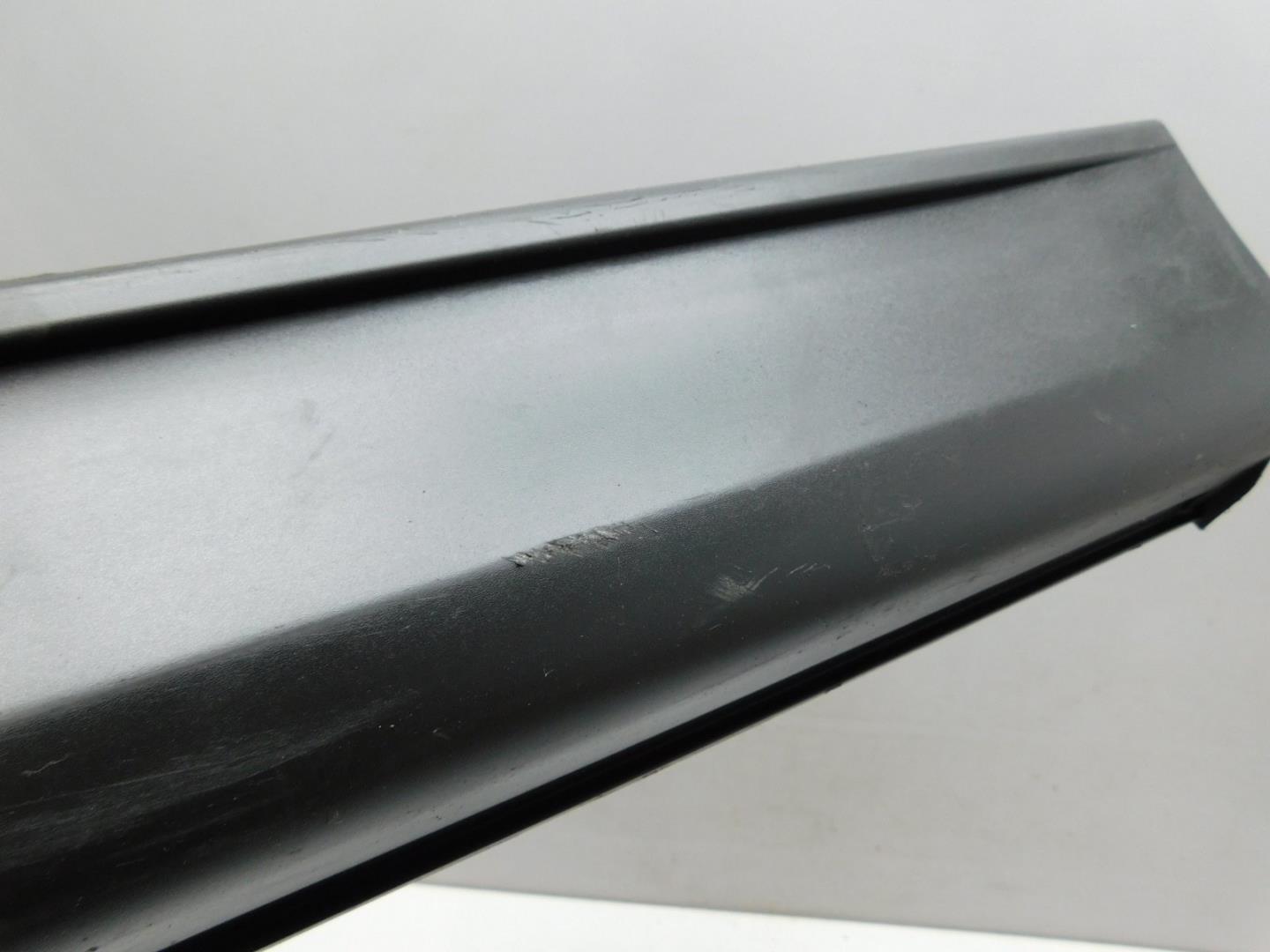 Накладка двери задней левой